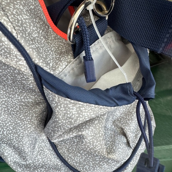 Fuel duffle bag, excellent condition! Never used! - Picture 5 of 6